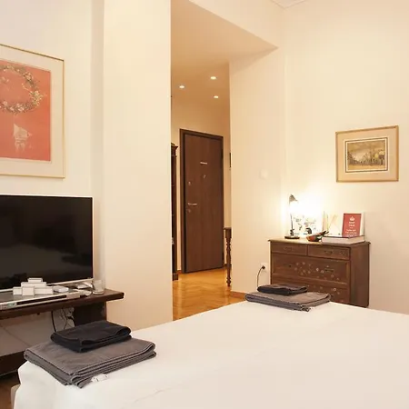 Apartment Elegant In Kolonaki-top Location! Athens