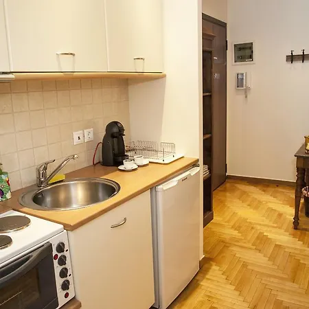 Elegant In Kolonaki-top Location! Appartement *
